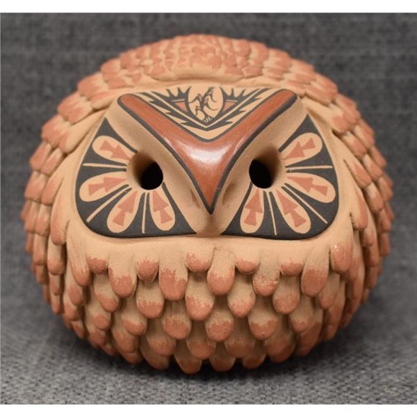 JEMEZ POTTERY OWL (LAURA GACHUPIN)