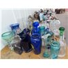 Image 2 : Desk Globe/Clock, Art Glass Vases, Décor