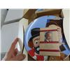 Image 2 : Red Skeleton Collector Plates 6, Mantle Clocks