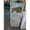 Image 1 : Martha Stewart  7.5'   LED Christmas Tree