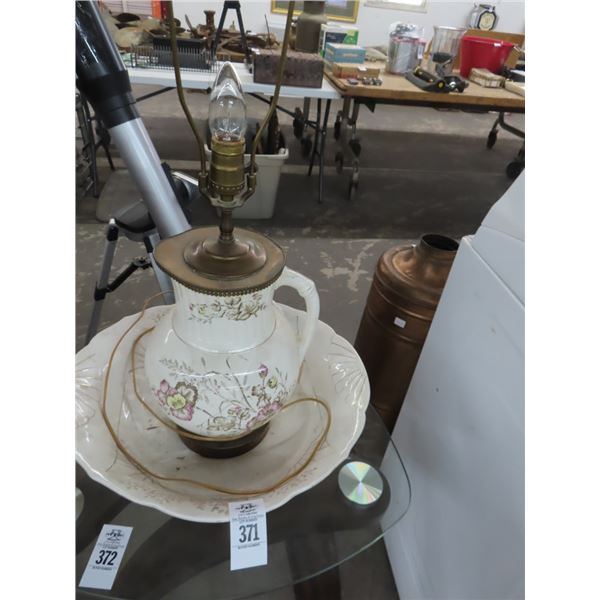 Pitcher/Bowl Style Vintage Lamp