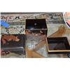 Image 5 : JAPANESE LACQUER BOX W/TRAY (INSIDE)