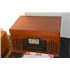Image 2 : REPRODUCTION RADIO/CD/TURNTABLE & CASSETTE PLAYERS (NEEDS WORK) (2 PCS)