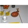 Image 3 : MIXED LOT: LIMOGE EGG, GLASS BIRDS, WIND UP MAX CARL KNITTING BEAR, BOOK ENDS, ETC. (12 PCS)