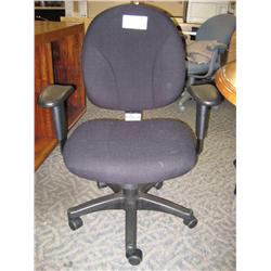 Mid-back Black Task Chair