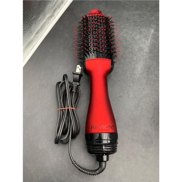 Revlon One-Step Hair Dryer and Volumizer With Multiple Heat Settings
