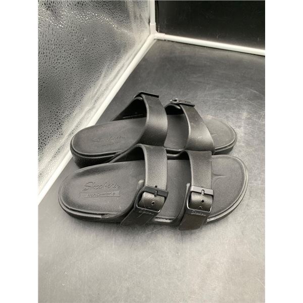 Skechers Arch Comfort Black Sandals, Size 8