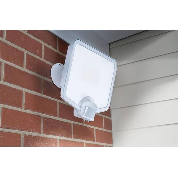 Good Earth Lighting Hyper Bright LED Flood Light Model 1699370