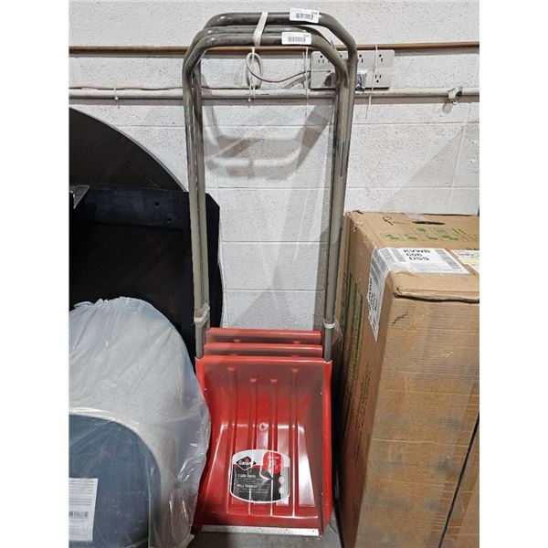 Garant Sleigh Shovel with Ergonomic Steel Handle and Steel Wear Strip