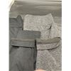 Image 2 : Set of 2  Women’s Leggings in Black & Grey Size M/M by Lemon