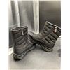 Image 2 : Women’s Black Winter Boots with Synthetic Upper, Size 8M