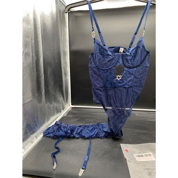 Women’s Blue Lace Lingerie Set with Garters – Size Large
