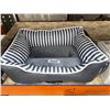 Image 1 : Numana Grey Granite Pet Bed With Striped Design, Model NUNV0007GS
