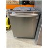 Image 2 : LG LDTS5552S Dishwasher, 24 inch Exterior Width, 46 dB Decibel Level, Fully Integrated, Stainless St