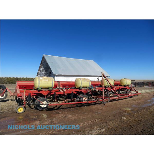 International Model 7100