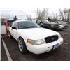 Image 2 : 2003 Ford Crown Victoria