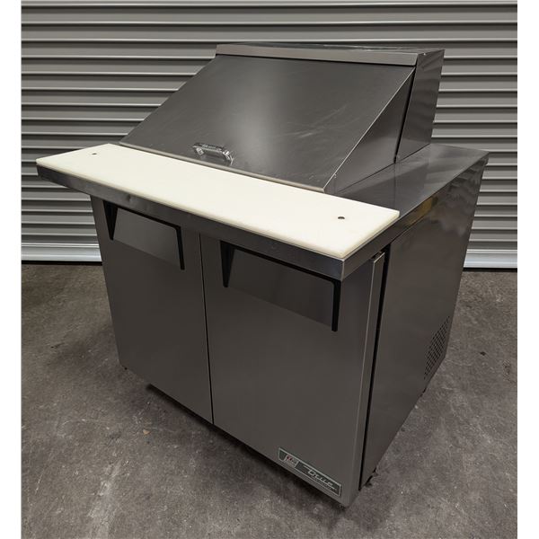 True TSSU-36-12M-B 36" Refrigerated Sandwich/Salad Prep Table|8008/R8