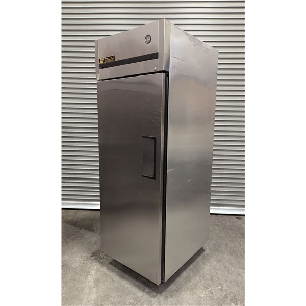 True TG1R-1S 29" Single Door Stainless Cooler|4366R8