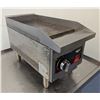 Image 2 : Vollrath 40718 12" Countertop Gas Griddle|5-0005/MR3-1