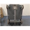 Image 8 : Follett SmartCART 240lb/56.5 Gallon Ice Cart W/6 Totes & Shovel|6406/R1-1