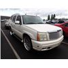 Image 2 : 2004 Cadillac Escalade RUNS WITH MECHANICAL PROBLEMS
