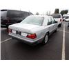 Image 3 : 1990 Mercedes-Benz 300D RUNS WITH MECHANICAL PROBLEMS