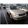 Image 2 : 2004 Toyota Avalon