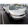 Image 2 : 2001 Buick Century
