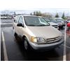 Image 2 : 2000 Toyota Sienna