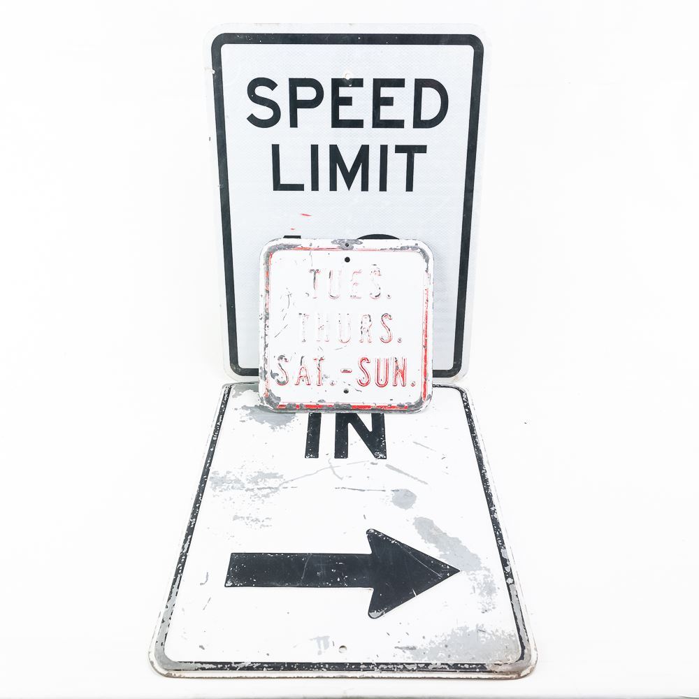 Directional Speed Limit & Parking Restriction Sign