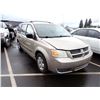 Image 2 : 2009 Dodge Grand Caravan RUNS WITH MECHANICAL PROBLEMS