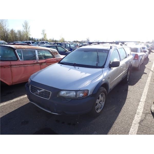 2004 Volvo XC70
