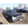 Image 2 : 1999 Mercedes-Benz E320