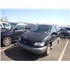Image 1 : 1999 Toyota Sienna