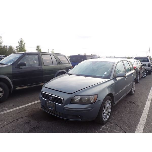 2005 Volvo V50