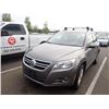 Image 1 : 2011 Volkswagen Tiguan