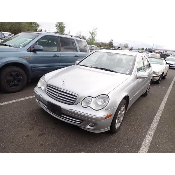 2005 Mercedes-Benz C320