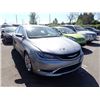 Image 2 : 2015 Chrysler 200
