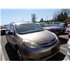 Image 2 : 2006 Toyota Sienna