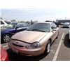 Image 1 : 1996 Ford Taurus