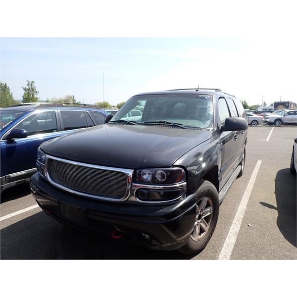2002 GMC Yukon XL Denali