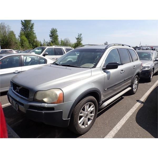 2004 Volvo XC90