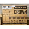 Image 2 : BROIL KING CROWN S490 865384 STAINLESS STEEL 40,000 BTU LIQUID PROPANE OUTDOOR BBQ *IN BOX*