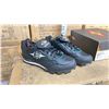 Image 2 : CASE OF 12 PAIRS OF EASTON QUAKE WF2 BLACK/CAROLINA BLUE CLEATS SIZE 5 WOMENS