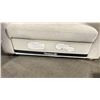 Image 2 : THOMASVILLE CREAM FABRIC CONVERTIBLE SINGLE BED DEEP SEAT ARMCHAIR