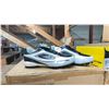 Image 2 : CASE OF 12 PAIRS OF EASTON DIAMOND LO WF2 BLACK/BLACK WHITE CLEATS SIZE 7 WOMENS