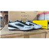 Image 2 : CASE OF 12 PAIRS OF EASTON DIAMOND LO WF2 BLACK/BLACK WHITE CLEATS SIZE 9 WOMENS