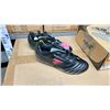 Image 2 : CASE OF 12 PAIRS OF EASTON MAESRO WF2 BLACK CLEATS SIZE 5 YOUTH