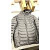 Image 2 : PAIR OF HEATIT.CA PUFFER STYLE RECHARGEABLE BATTERY OPERATED HEATED JACKETS