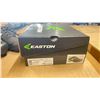 Image 3 : CASE OF 12 PAIRS OF EASTON MAKO.20 LOW WF2 BLACK/GREEN CLEATS SIZE 6Y